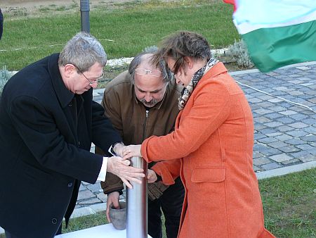 Isem projekt, időkapszula