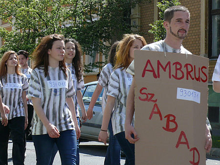 A szombathelyi Savaria Szakképző bolondballagása 2012