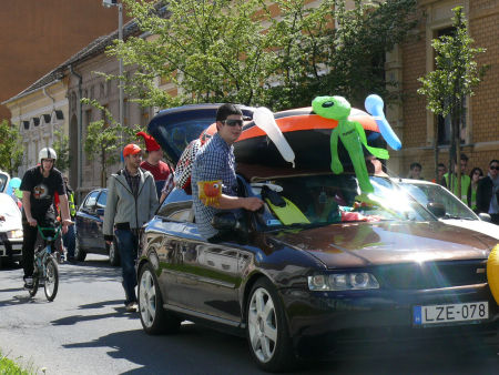 A szombathelyi Savaria Szakképző bolondballagása 2012