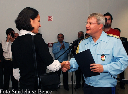 &Uacute;j &eacute;p&uuml;letsz&aacute;rnyban Szombathelyen a k&ouml;zigazgat&aacute;si hat&oacute;s&aacute;gi szolg&aacute;lat 