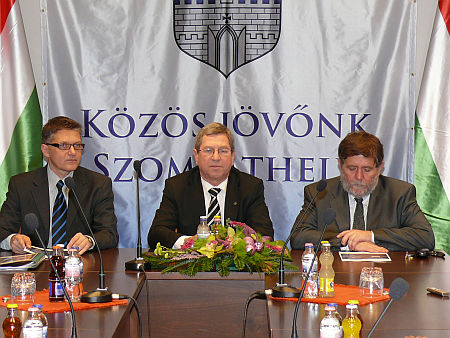 B&aacute;li sajt&oacute;t&aacute;j&eacute;koztat&oacute;