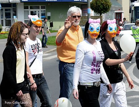 Savaria Szakk&ouml;z&eacute;piskola - Bolondballag&aacute;s 2010