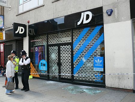 Kedd reggel, Candem Town