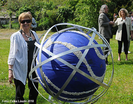 Rolling Stars and Planets