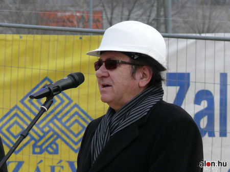 D&eacute;nes J&oacute;zsef