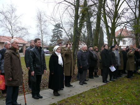 Doni &aacute;tt&ouml;r&eacute;s megeml&eacute;kez&eacute;s Szombathelyen, 2011