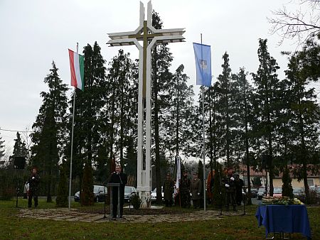 Doni &aacute;tt&ouml;r&eacute;s megeml&eacute;kez&eacute;s Szombathelyen, 2011