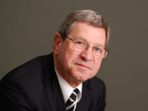 Dr. Puskás Tivadar