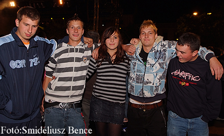 Első Emelet koncert Szombathely