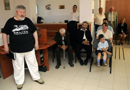 Szőcs G&eacute;za lek&ouml;sz&ouml;nő kultur&aacute;lis &aacute;llamtitk&aacute;r besz&eacute;det mond az &uuml;nneps&eacute;gen.