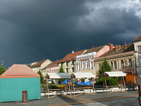 Felhő a város felett