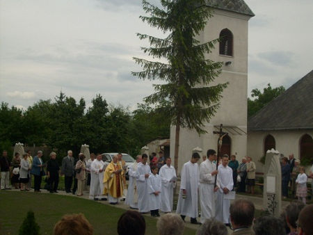 P&aacute;pa, a F&eacute;ny &uacute;tja