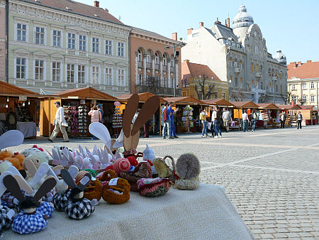 Húsvéti vásár a szombathelyi Fő téren