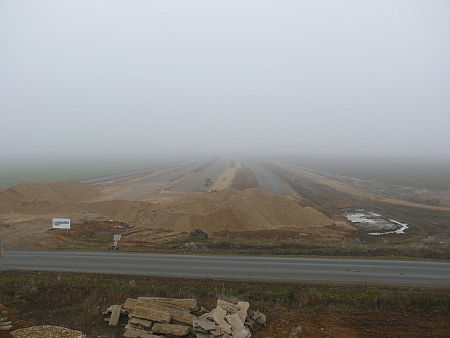 Még mindig ködbe vész a 86-os út folytatása