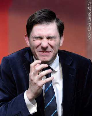 Máli néni, Weöres Sándor Színház