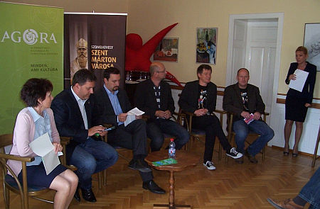 Agora nyár 2013