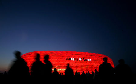 Vörösen izzik, a Bayern München játszik benne