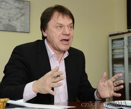 Molnár Miklós