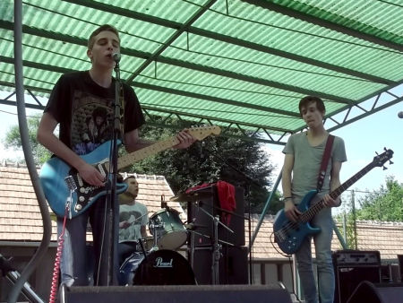 Blues Revolver