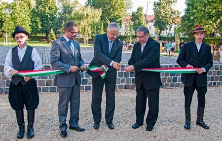 Megújult kapuvár belvárosa