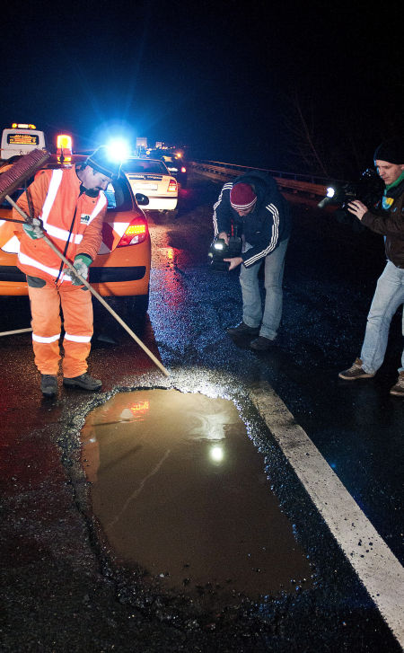 Beszakadt az M1 Győrnél