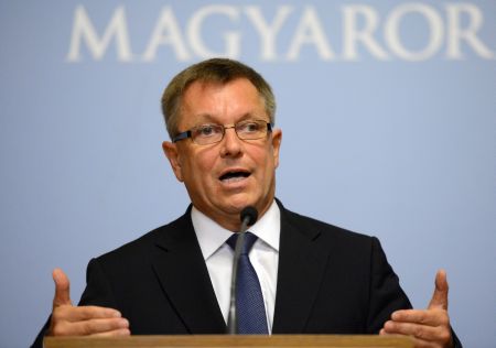 Matolcsi György bejelentette az új megszorításokat