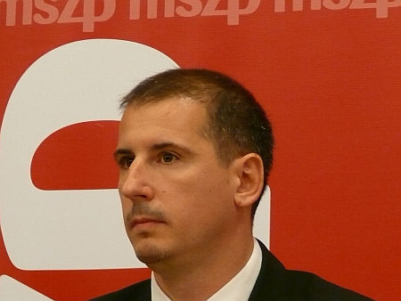 Nemény András