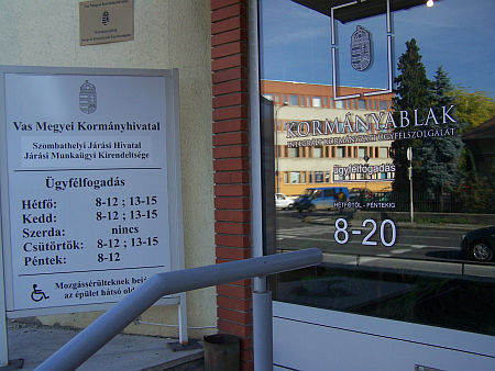 Munkaügyi központ