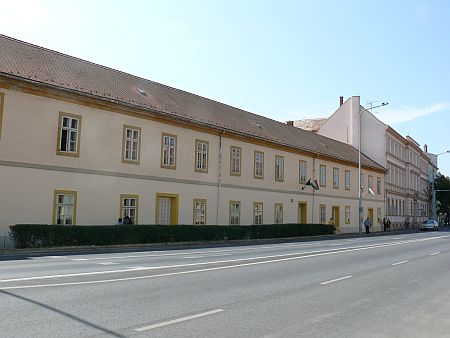 A Petőfi utca 8.