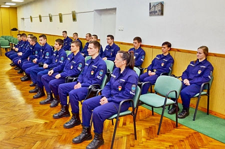 Próbaidős rendőrök