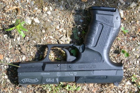 Rendőrökre lövöldözött a szombathelyi férfi