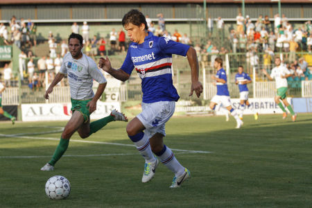 Schimmer Tamás a Haladás (b) és Laczkó Zsolt a Sampdoria (j) játékosa 