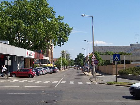 Iseum &uacute;t