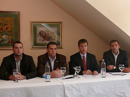 Vas megyei Jobbi sajt&oacute;t&aacute;j&eacute;koztat&oacute;