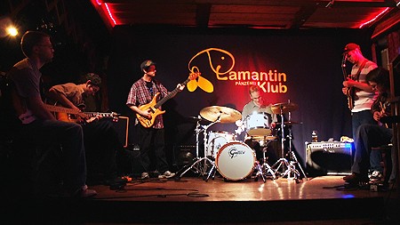 Joint Ventures a Lamantin Klubban