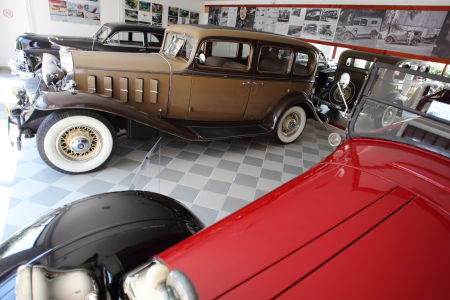 A keresztapa c&iacute;mű filmben szerepelt, 1932-es Cadillac LaSalle 345-b 