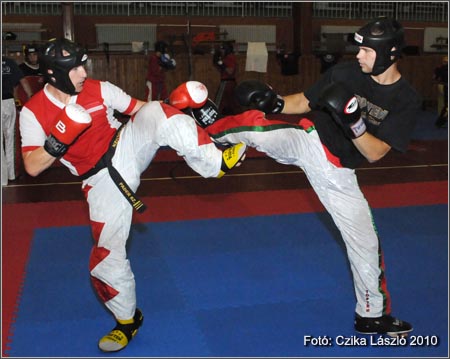 Kick-box bajnokok edzőtáboroznak Vépen