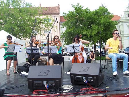 Szombathelyi k&ouml;nyvh&eacute;t 2012
