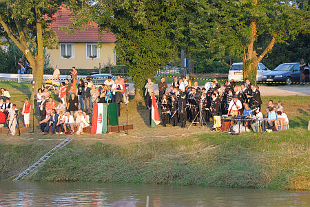&Uuml;nneps&eacute;g K&ouml;rmenden, 2010. augusztus 19. 