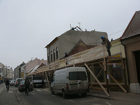 Kőszegi utca, bont&aacute;s