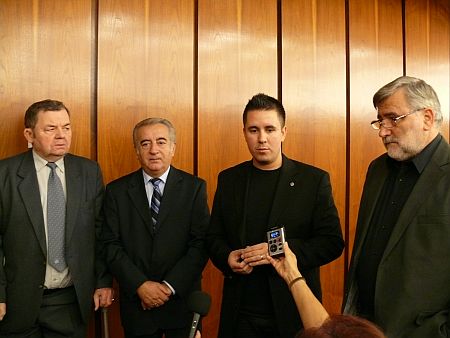 Rendkívüli közgyűlés 2011. november 10.