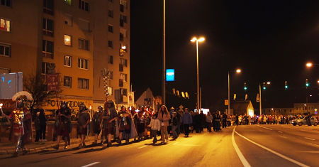 Lampionos felvonu&aacute;s Szombathelyen