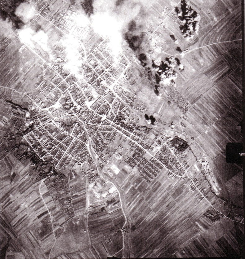 Szombathely bomb&aacute;z&aacute;sa