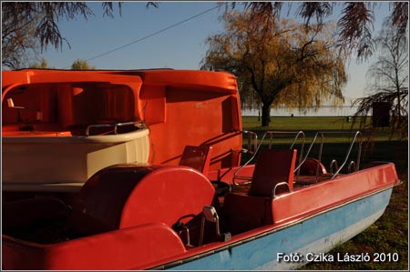 Magas a Balaton v&iacute;zszintje