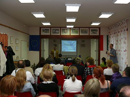 Nyitott kapuk konferencia