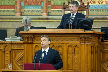 Orb&aacute;n Viktor bejelent