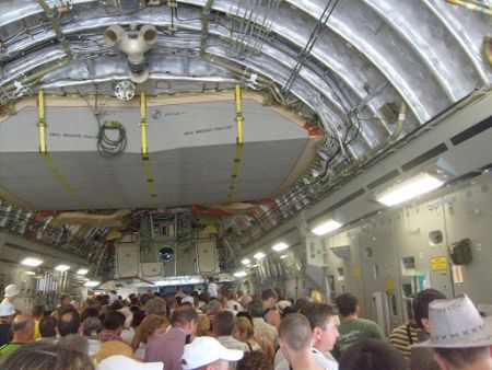 Ny&iacute;lt nap a p&aacute;pai rept&eacute;ren