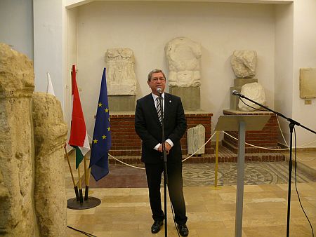 Pusk&aacute;s Tivadar