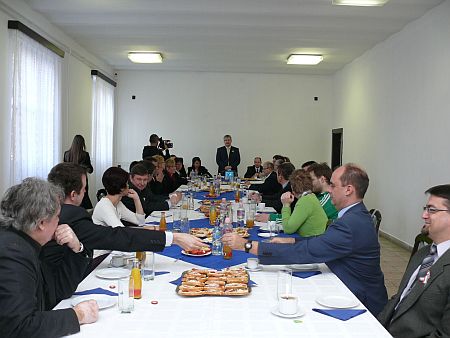 Rendőrs&eacute;gi sajt&oacute;reggeli 2011