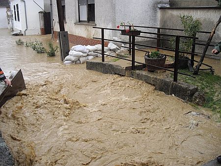 R&eacute;pcevisi &aacute;rv&iacute;z - 2010. m&aacute;jus 30.
